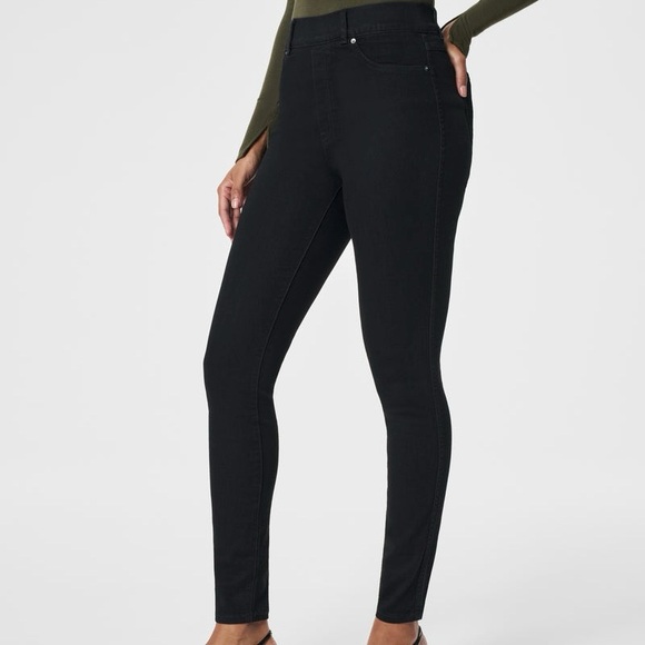 SPANX Denim - SPANX EveryWear Ankle Skinny Jeans in Clean Black 20278R. Pull On. Women’s Large